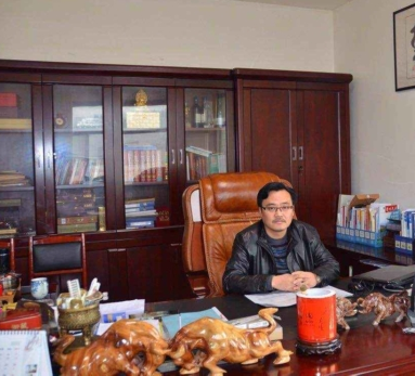 混凝土、倪文勇