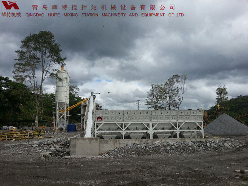 輝特混凝土攪拌站HZS90攪拌臂布置合理，攪拌性能強