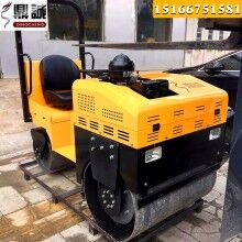 看成?。】?.5噸座駕式柴油壓路機(jī) 雙鋼輪壓路機(jī) 溝槽施工壓土機(jī)