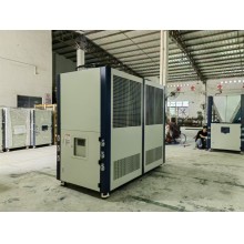 船舶焊接常用冷風(fēng)機(jī)降溫制冷，船艙焊接專用冷風(fēng)機(jī)降溫制冷，船艙焊接常用冷凍機(jī)降溫，船艙焊接采用冷卻機(jī)降溫制冷