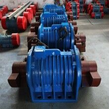 ZDJ-11-6振動電機(jī) 激振力75千牛宏達(dá)牌振動電機(jī)